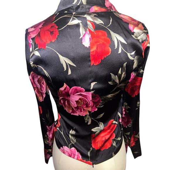 Karen Kane long sleeve blouse - Picture 2 of 8